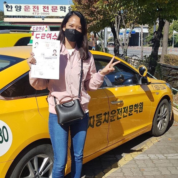 Foreign resident with a Korean driver's licence issued the same day at SDA in Anyang